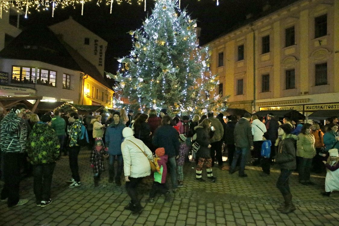 Začaly šumperské Vánoce na Točáku