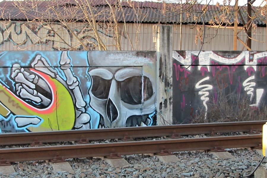 plocha neřízeného graffiti v Šumperku