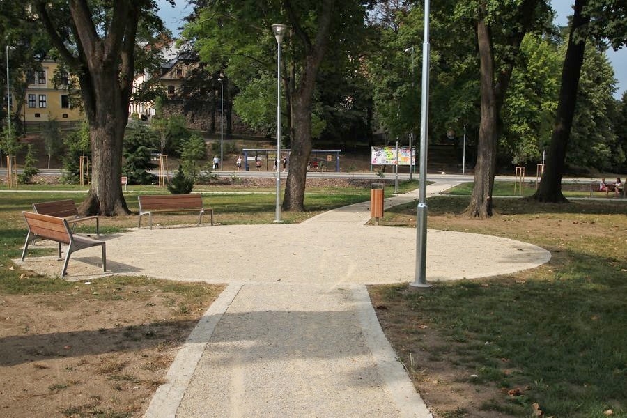 Smetanovy sady - část parku po rekonstrukci foto: sumpersko.net