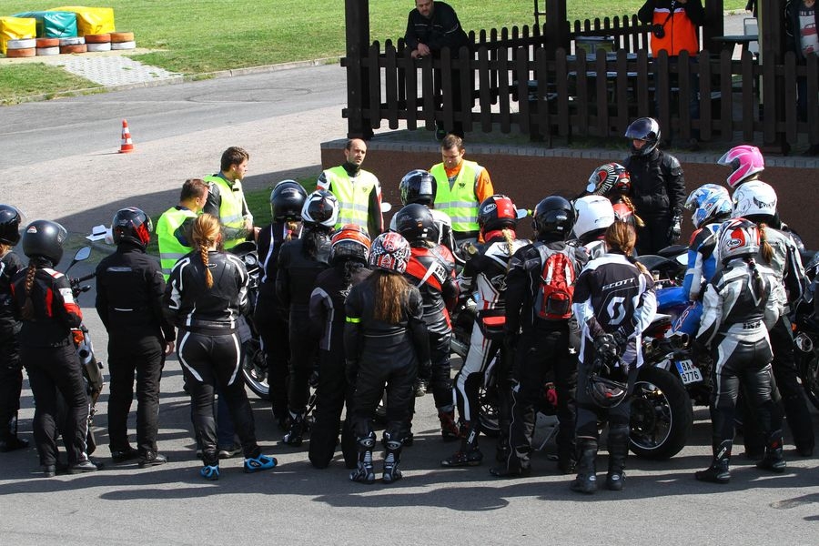 školení motorkářek zdroj:Besip