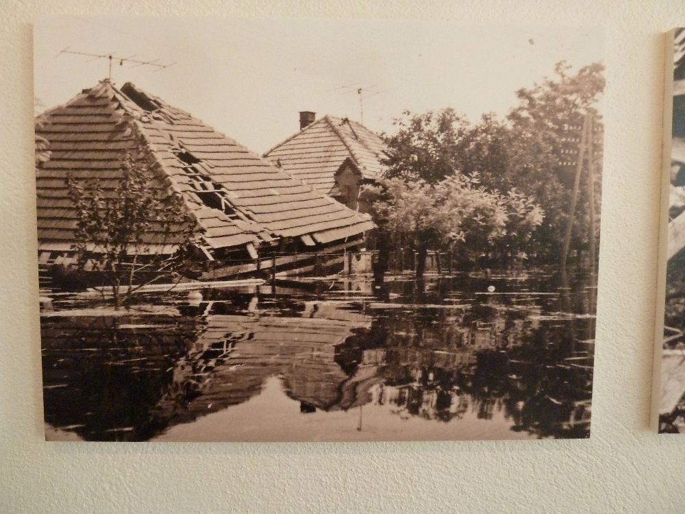 z výstavy fotografií v obci Iža zdroj foto: t.s.