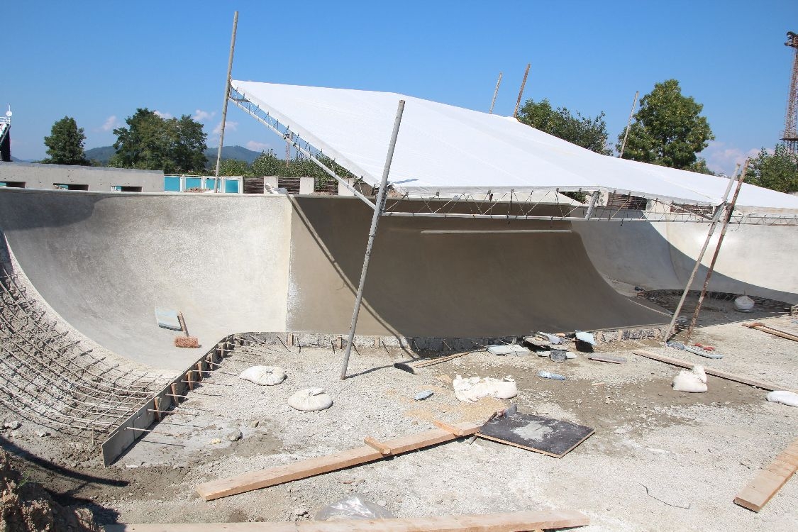 Skatepark Šumperk - staveniště v září foto: sumpersko.net