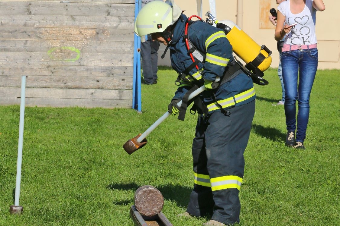 Šumperská liga T.F.A. - posun závaží foto: sumpersko.net