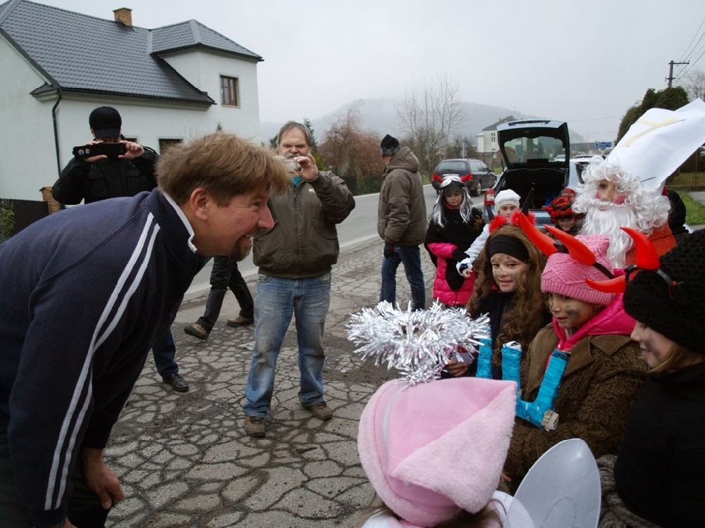 Mikuláš nebo čert zdroj foto: PČR