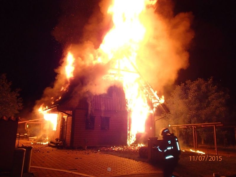 11. července – požár dřevostavby rodinného domu, Zábřeh - Skalička zdroj foto: HZS Olk