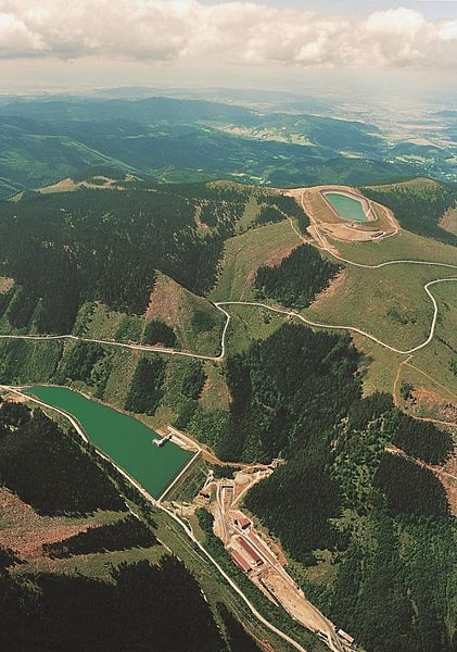 Pohled z ptačí perspektivy na obě nádrže Dlouhých strání zdroj foto: V. Sobol