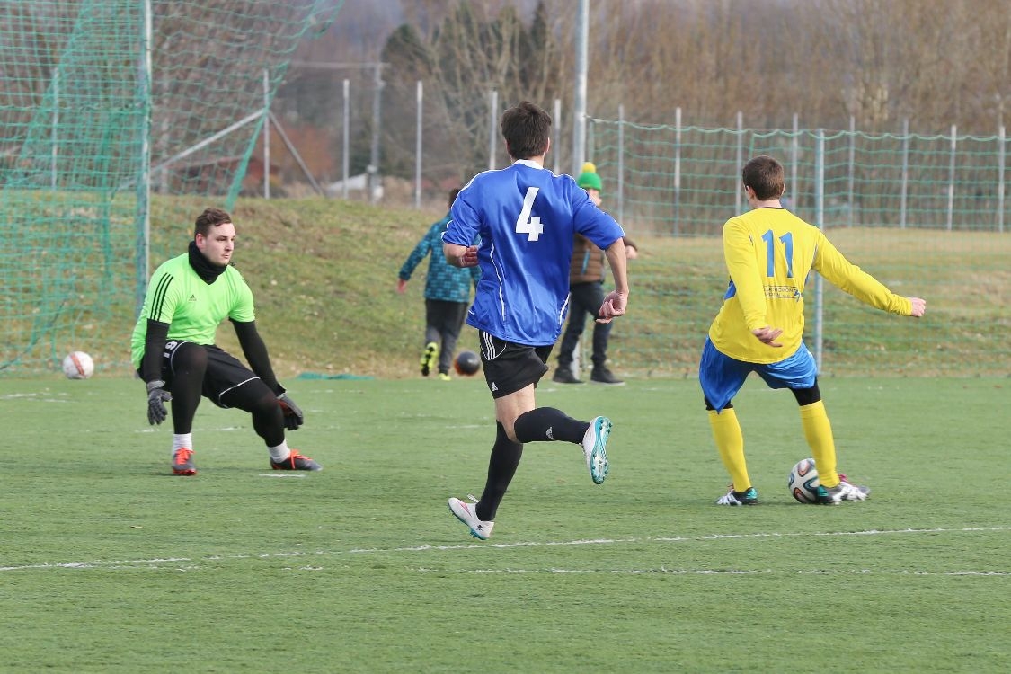 FK Šumperk vs FK Česká Třebová - střela do tyče foto: sumpersko.net