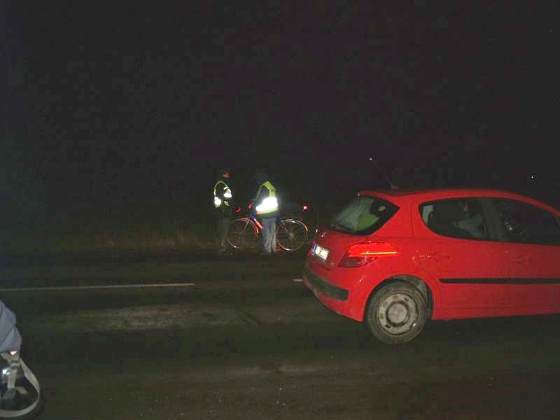 kontroly chodců a cyklistů mezi Sudkovem a Postřelmovem zdroj foto: PČR