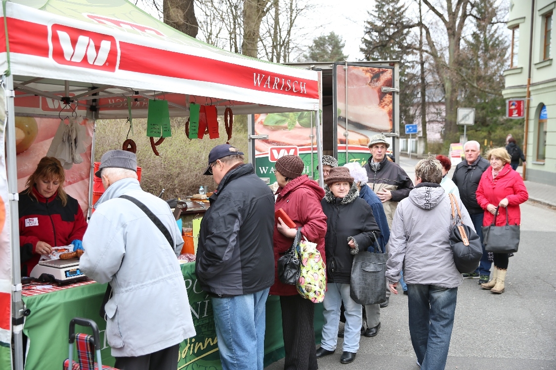 Šumperk - Farmářské trhy duben 2016 foto: sumpersko.net