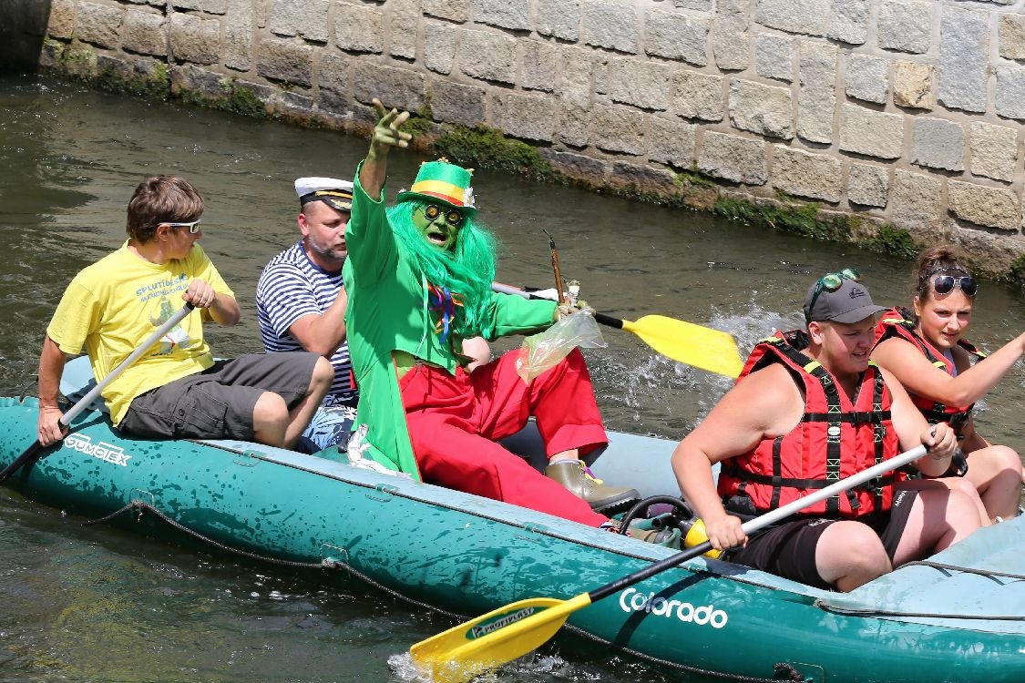 Splutí Desné 2016 - Jaryn s doprovodem zahajuje foto: sumpersko.net