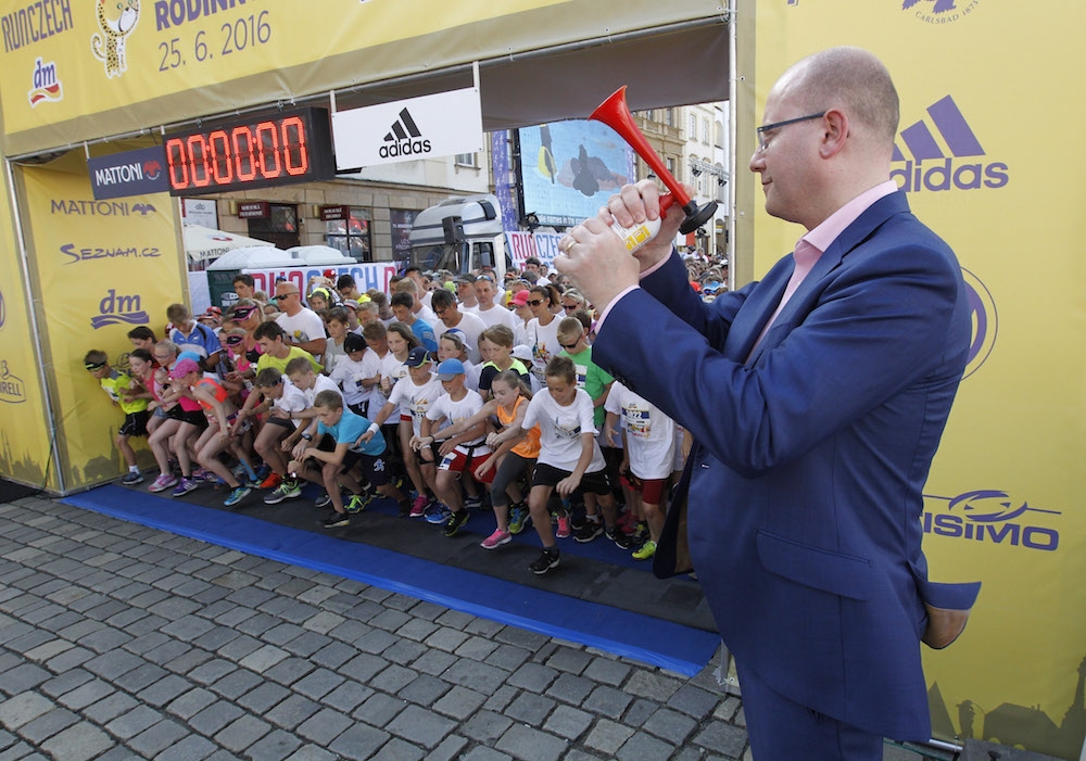 Olomouc - rodinný běh odstartoval premiér Bohuslav Sobota zdroj foto:RunCzech