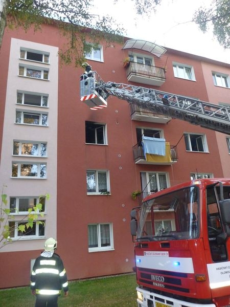 Šumperk - požár bytu v panelovém domě zdroj foto: HZS Olk.