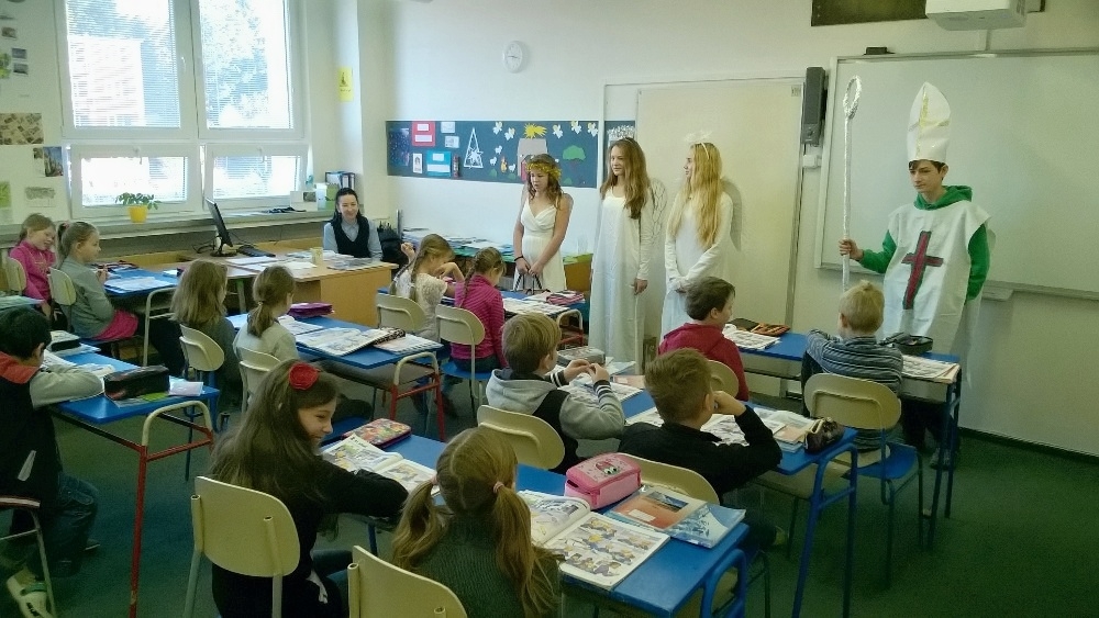 Mikuláš na V. ZŠ v Šumperku zdroj foto: škola