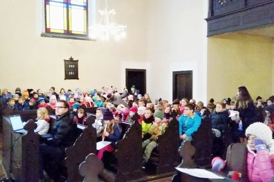 Šumperk - vánoční koncert dětí V. ZŠ zdroj foto: škola