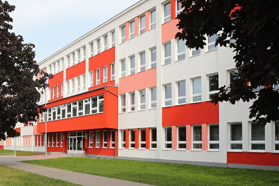 Střední škola železniční, technická a služeb v Šumperku foto: sumpersko.net