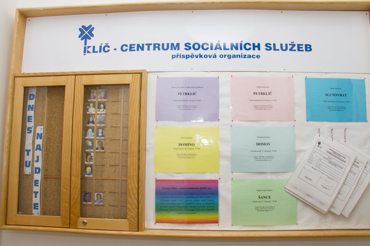 Hejtman Košta slavnostně otevřel zrekonstruovanou budovu centra sociálních služeb Klíč zdroj foto: OLK