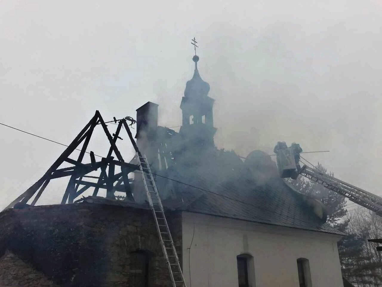 likvidace požáru v obci Malá Morava – místní část Sklené zdroj foto: HZS Olk