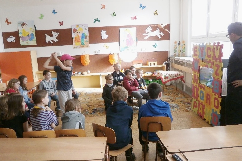 v družině na V. ZŠ využívají interaktivní způsob her i učení zdroj foto: škola