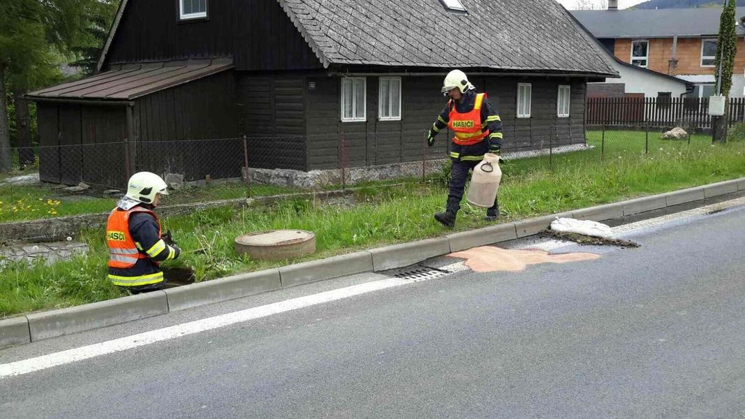 zásah hasičů v Domašově zdroj foto: HZS Olk