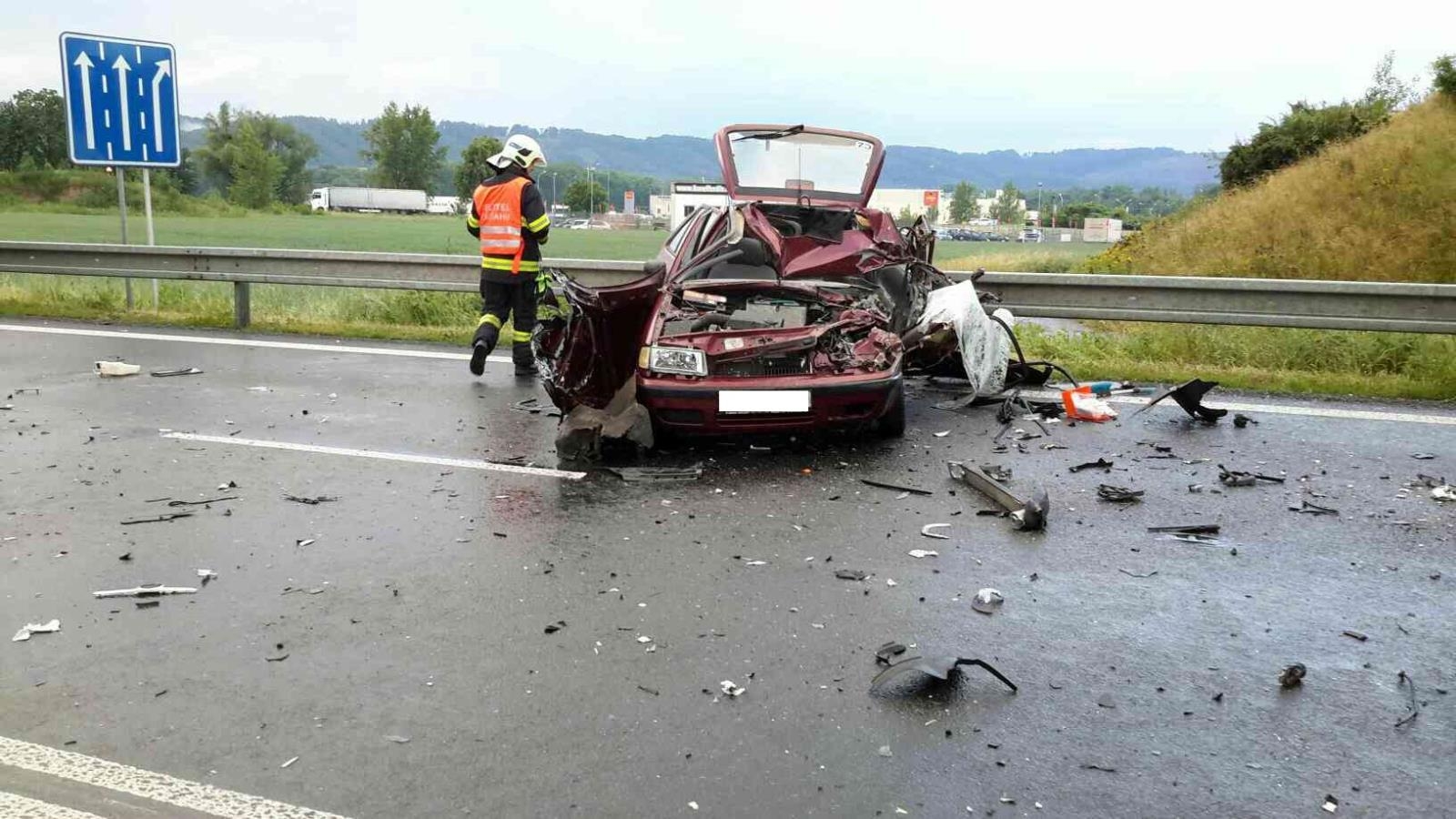 Sobotní ráno začalo na silnicích Olomouckého kraje tragicky zdroj foto: HZS Olk