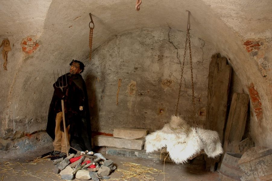 Zábřeh - historické sklepení se proměnilo v expozici nazvanou Zpátky do pohádky zdroj foto:muz