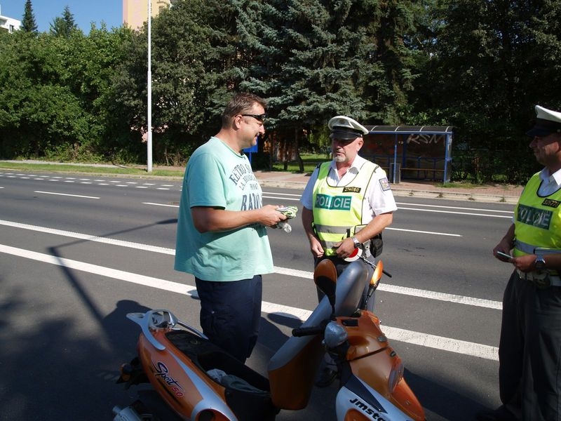 Policisté v Šumperku kontrolovali motorkáře zdroj foto: PČR