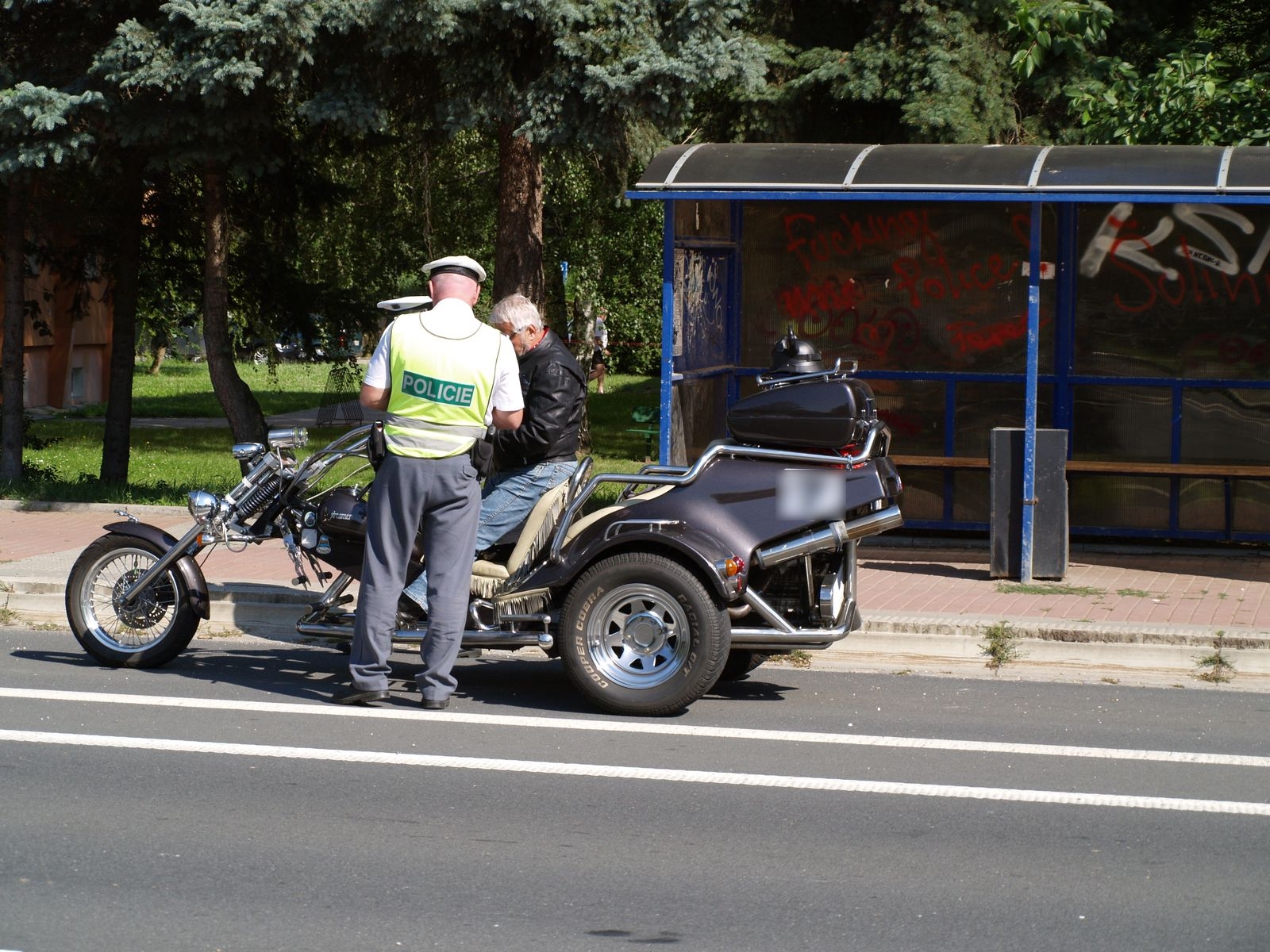 Policisté v Šumperku kontrolovali motorkáře zdroj foto: PČR