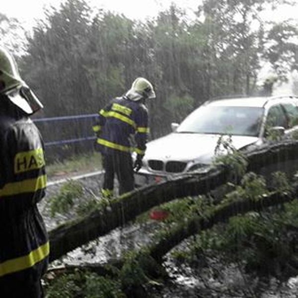 Hasiči v kraji likvidovali následky spojené s bouřkami zdroj foto: FB HZS Olk.