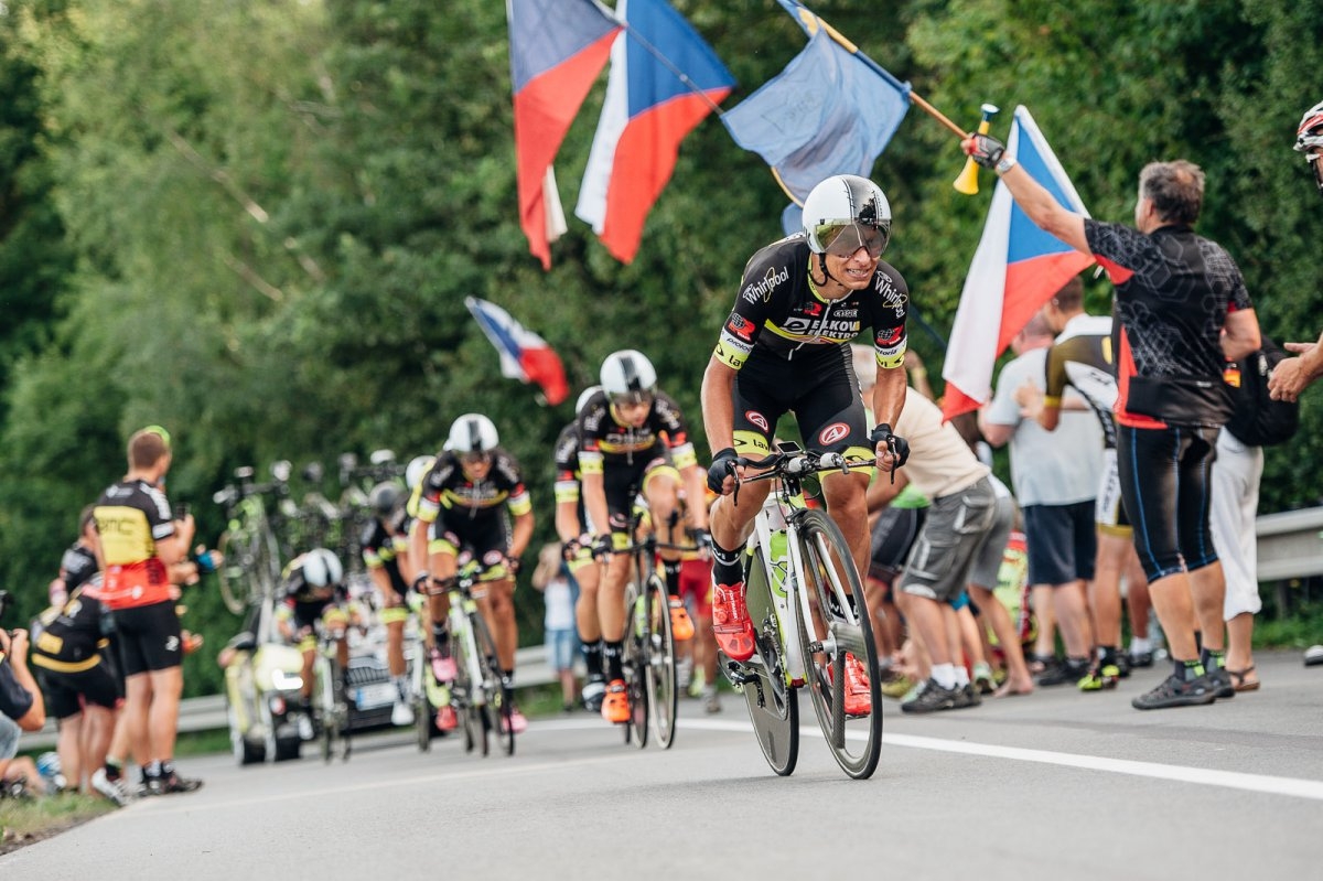 V úvodní týmové časovce Czech Cycling Tour zvítězil tým Elkov Author zdroj foto: OLK - Brychta Jan CCT