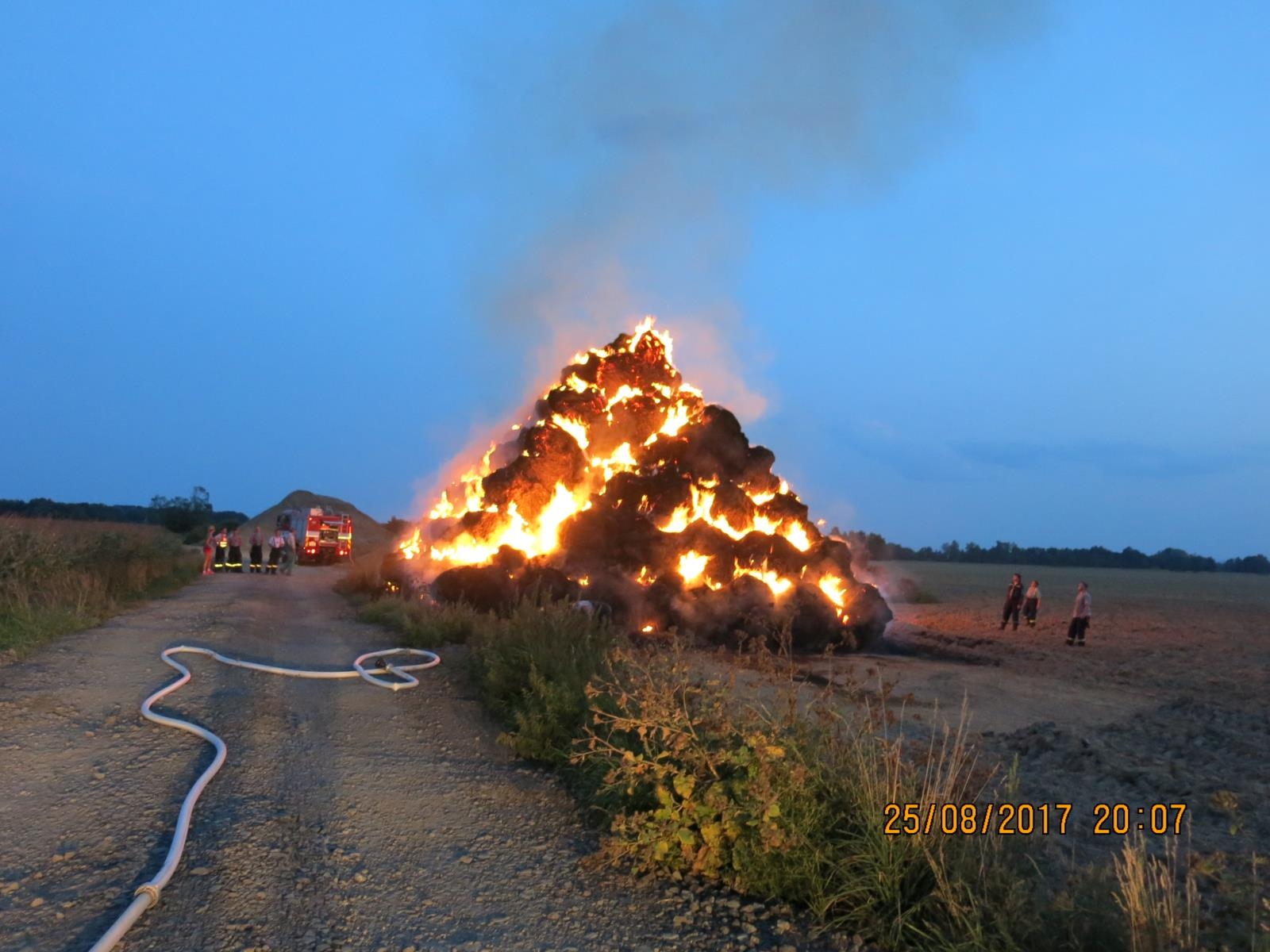 Želechovice - zásah hasičů zdroj foto: HZS Olk