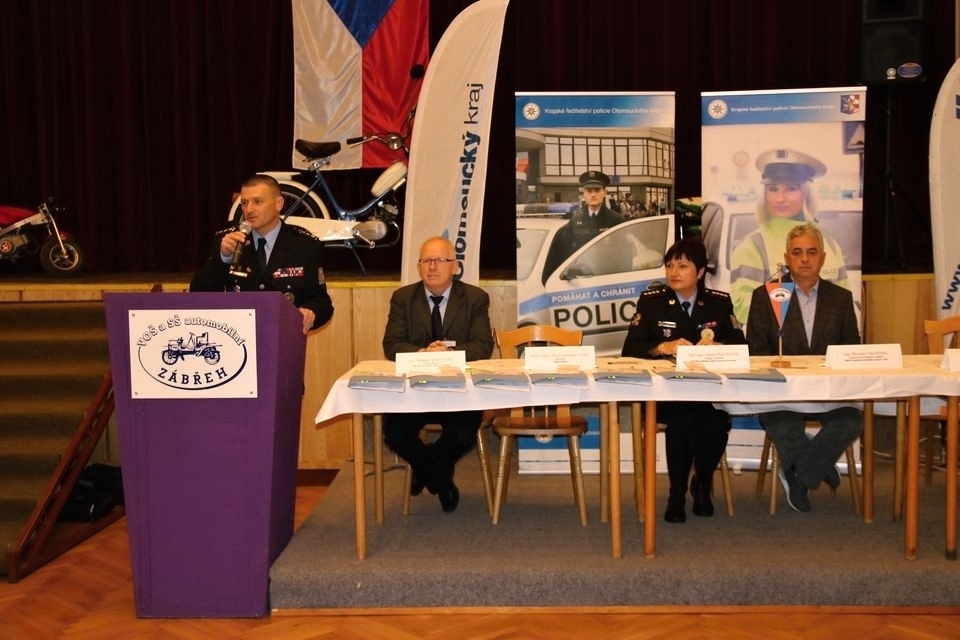 Zábřeh - akce v rámce prevence kriminality zdroj foto: PČR