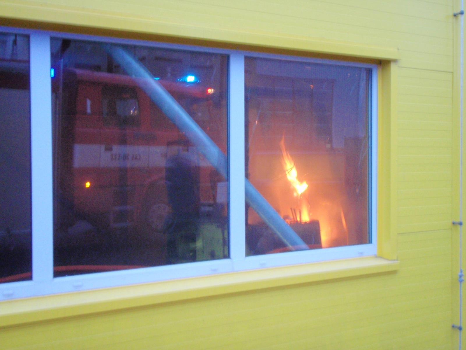 Klopina - likvidace požáru zdroj foto: HZS Olk