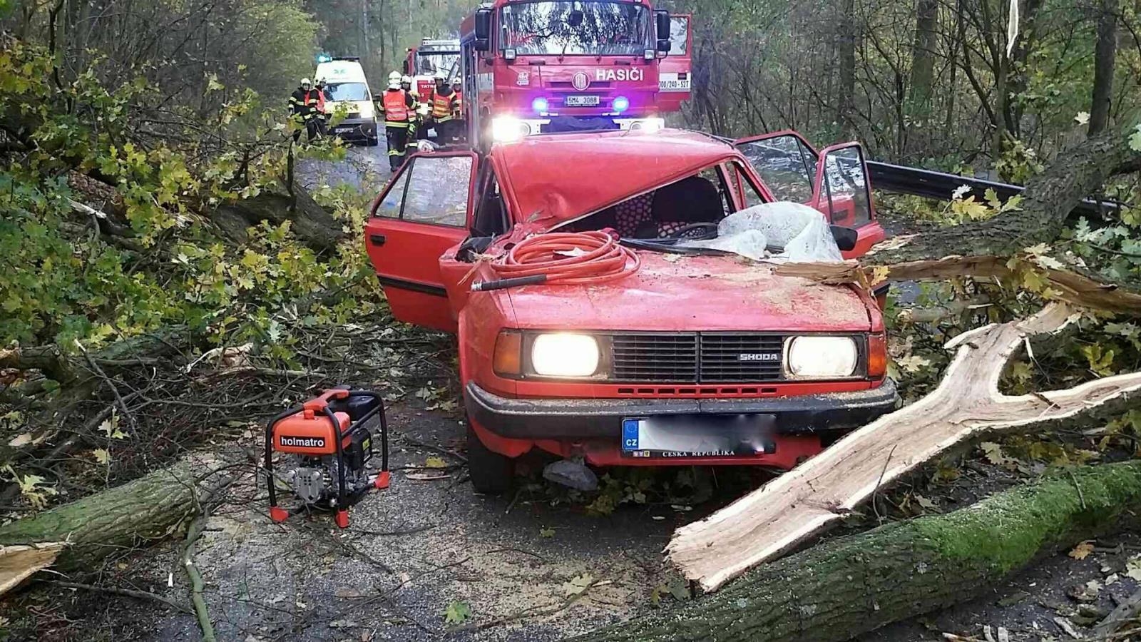 zásahy hasičů - neděle 29. října - DN Opatovice zdroj foto: HZS Olk