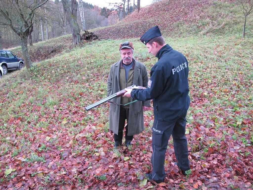 Kontroly na honech zdroj foto: PČR