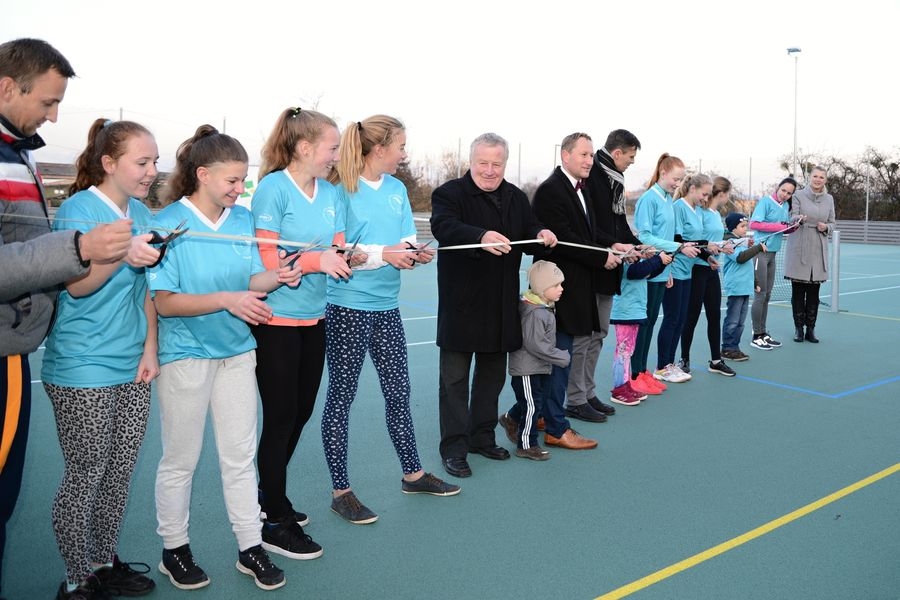 U zábřežské Základní školy Boženy Němcové vyrostlo moderní školní hřiště zdroj foto:muz