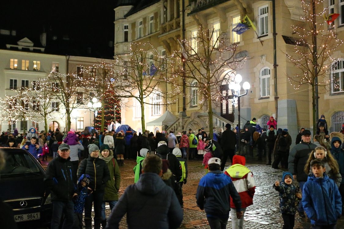 Mikulášský průvod prošel Šumperkem foto: M. Jeřábek - šumpersko.net