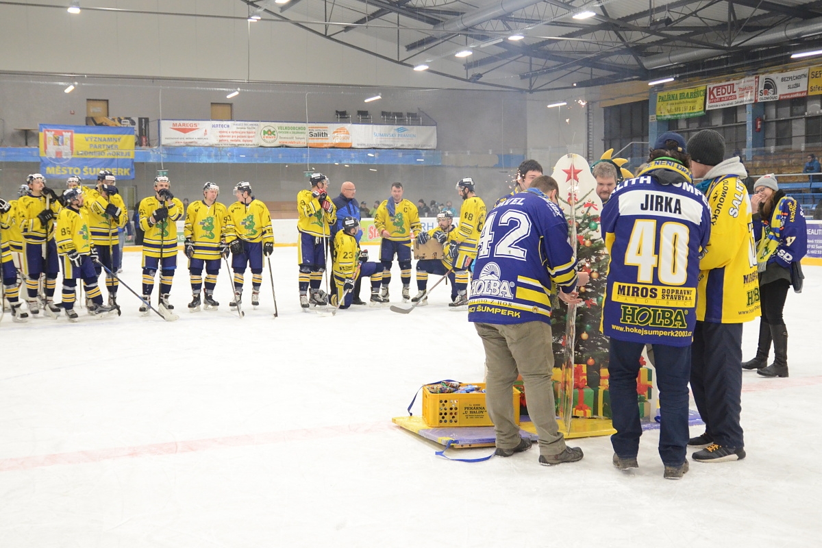 Šumperk vs Poruba - po zápasu zdroj foto: Draci - Věra Václavková