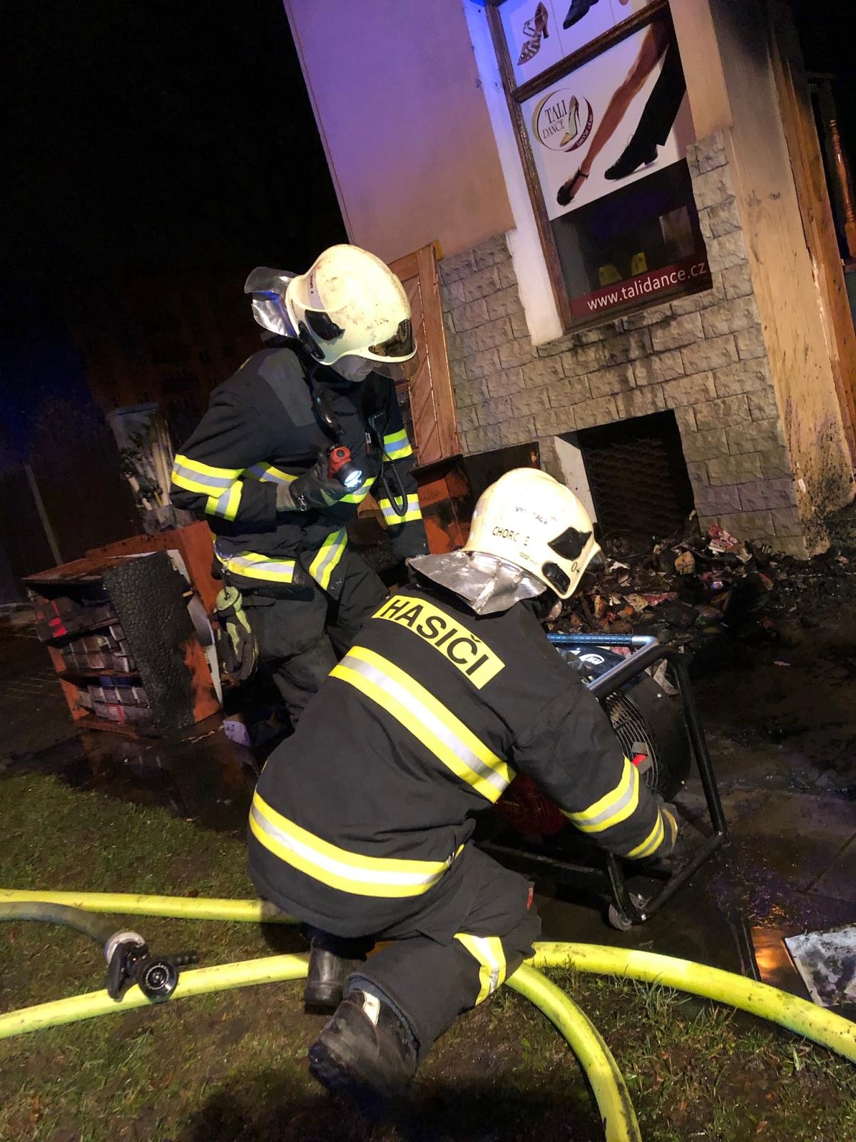 Olomouc - likvidace požáru na ulici Rooseveltova zdroj foto: HZS Olk