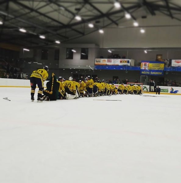 Šumperk vs Valašské Meziříčí zdroj foto: Draci Šumperk - Věra Václavková