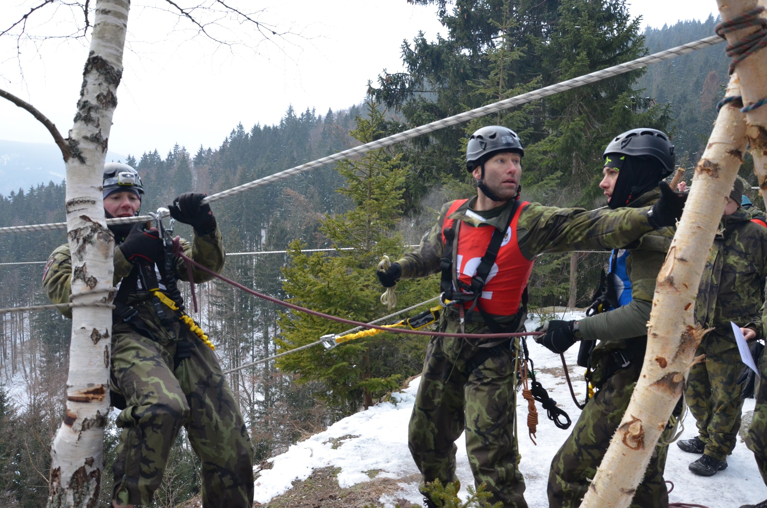 Winter Survival 2017 zdroj foto: UOB - P. Pazdera