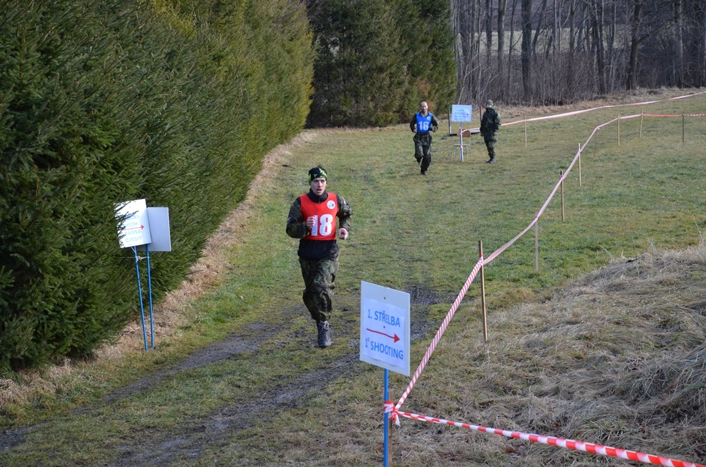 Každý člen týmu běžel dvě kola foto: Jiří Pařízek