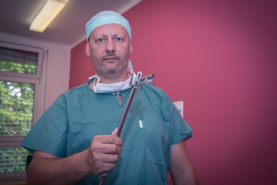 doc. MUDr. Miroslav Vaverka, CSc., přednosta Neurochirurgické kliniky FN Olomouc zdroj foto: FN OL