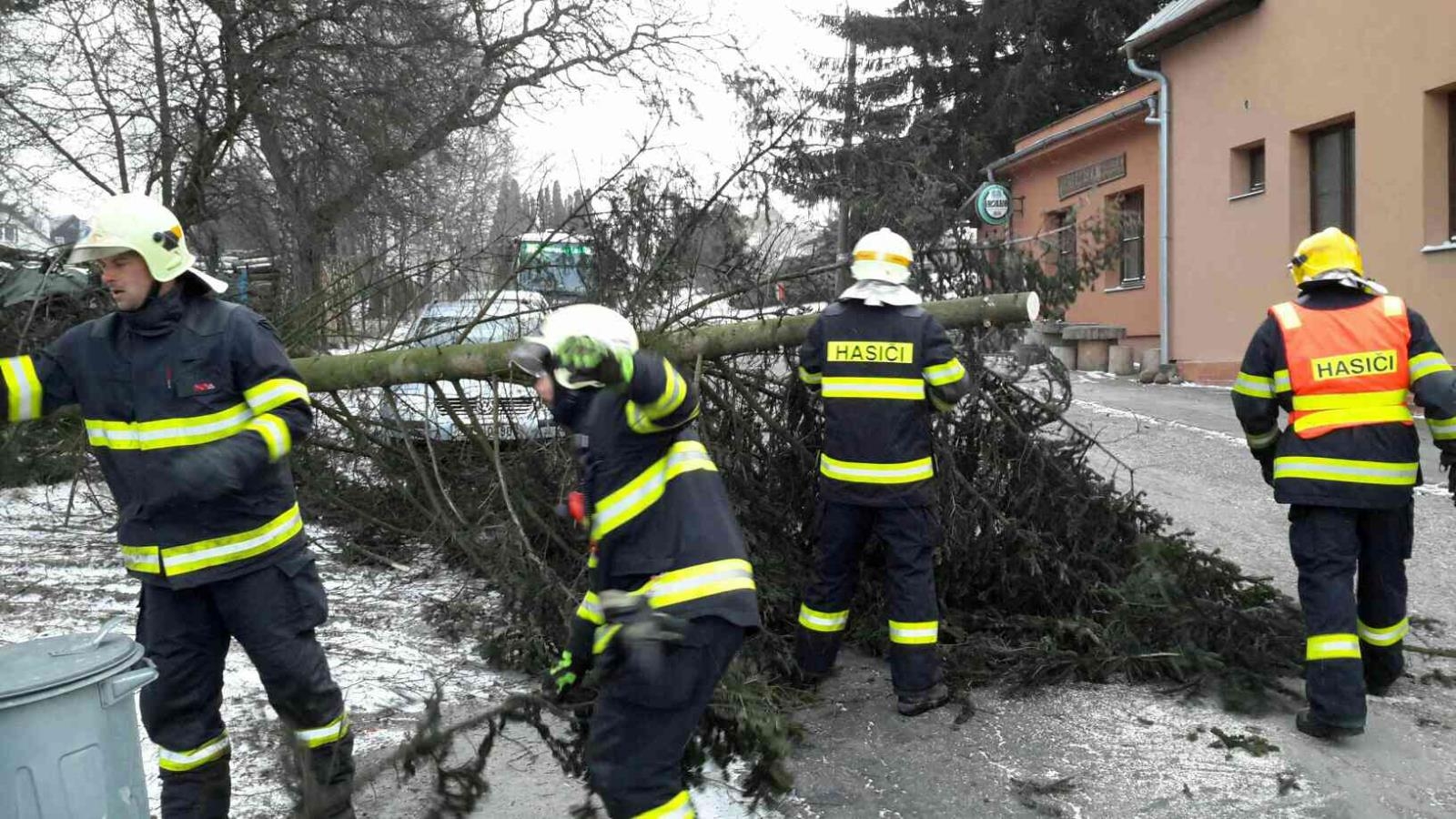 zásah hasičů zdroj foto: HZS OLK