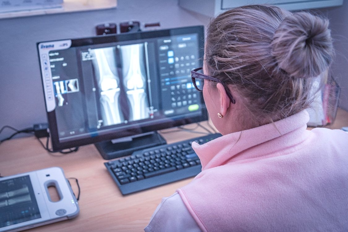 Nový rentgenový přístroj využívají od konce února na Ortopedické klinice FN Olomouc zdroj foto: FNOL