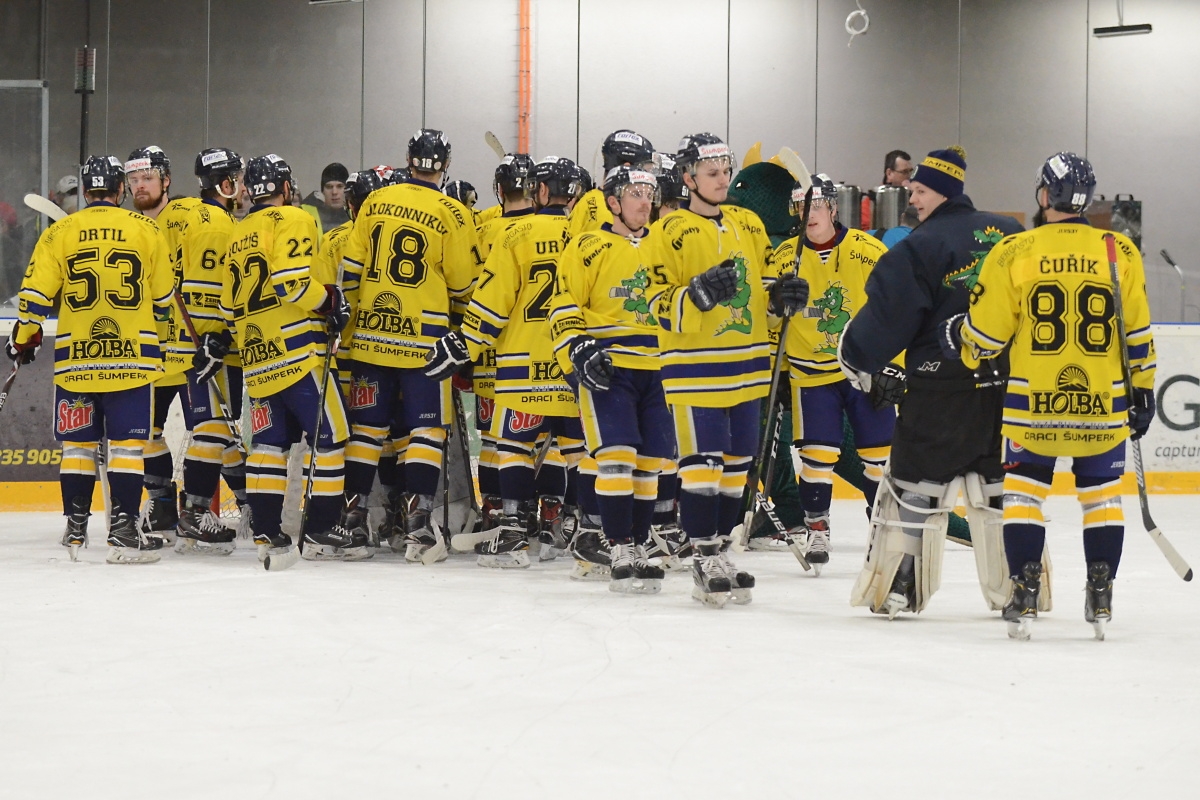 Draci Šumperk vs IHC Písek zdroj foto: Draci Šumperk - Věra Václavková