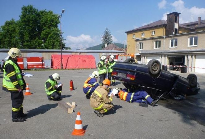 4 cvičení dobrovolných hasičů:foto:HZSOL,ÓU Šumperk