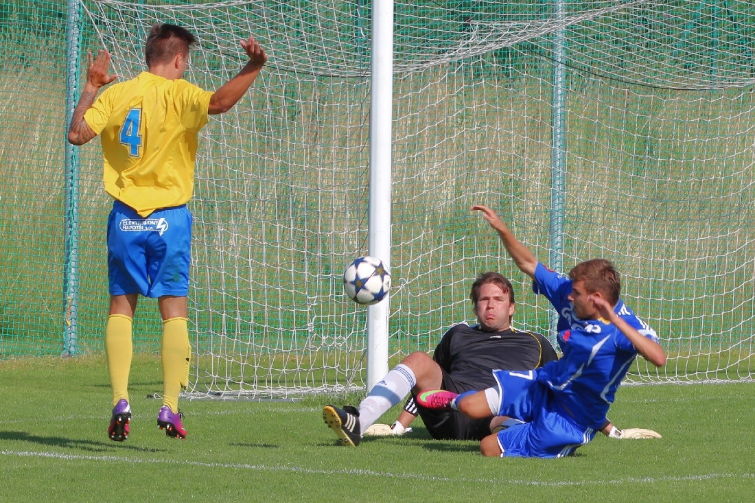 faul po kterém byl nařízen pokutový kop,foto:šumpersko.met