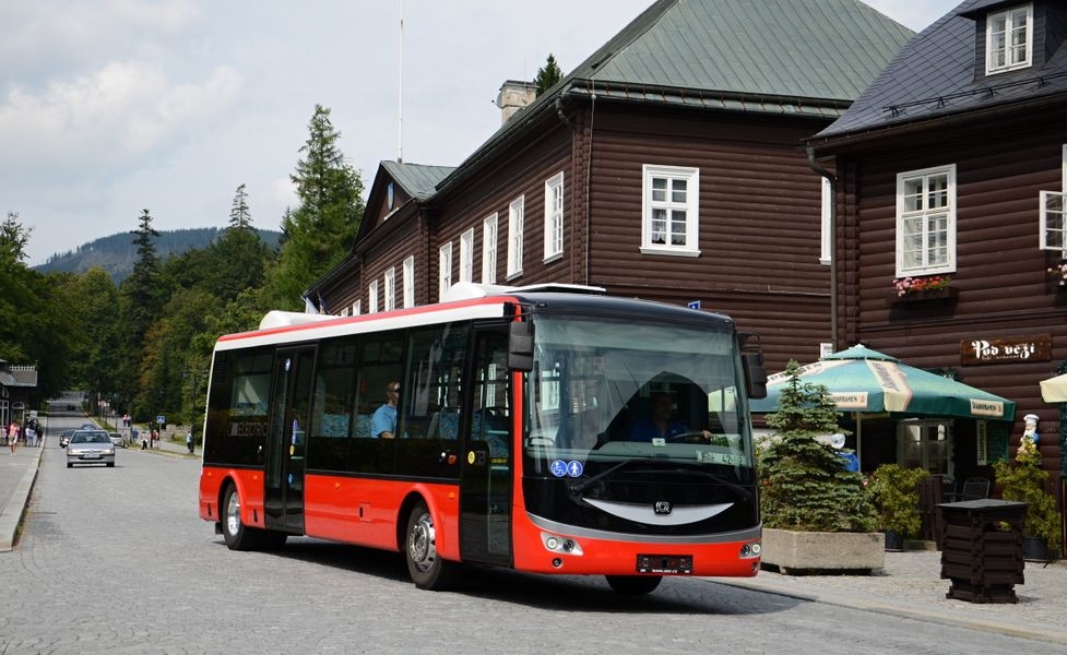 elektrický autobus SOR EBN