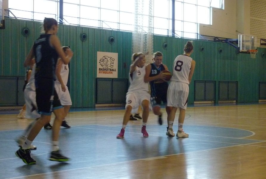 Basketbal Nymburk - TJ Šumperk