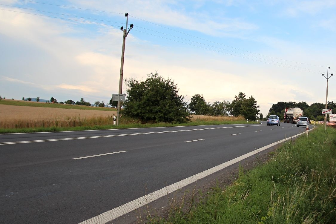 Bludovský kopec - silnice má nový koberec